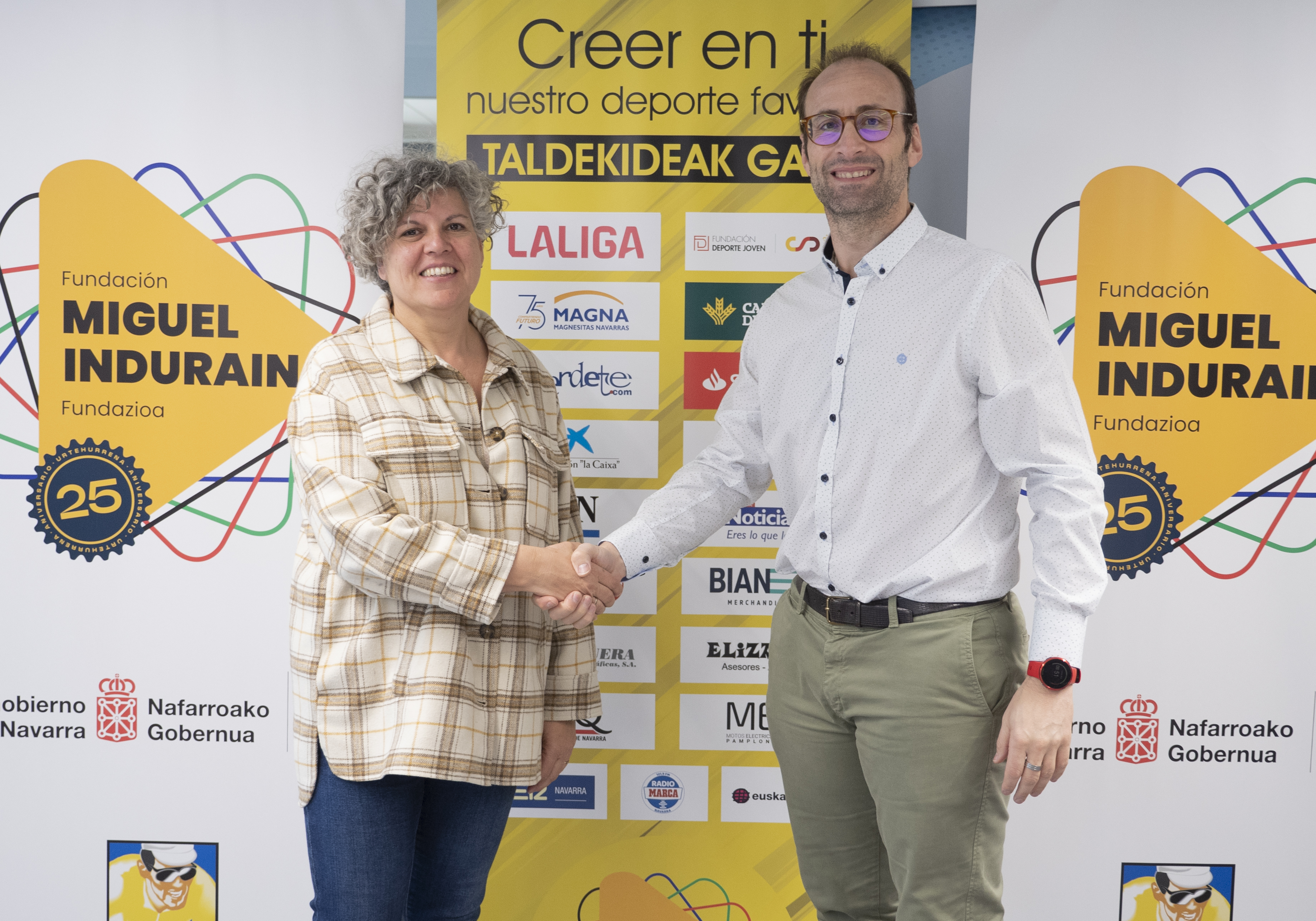 Firma del convenio de patrocinio con el BSR Navarra